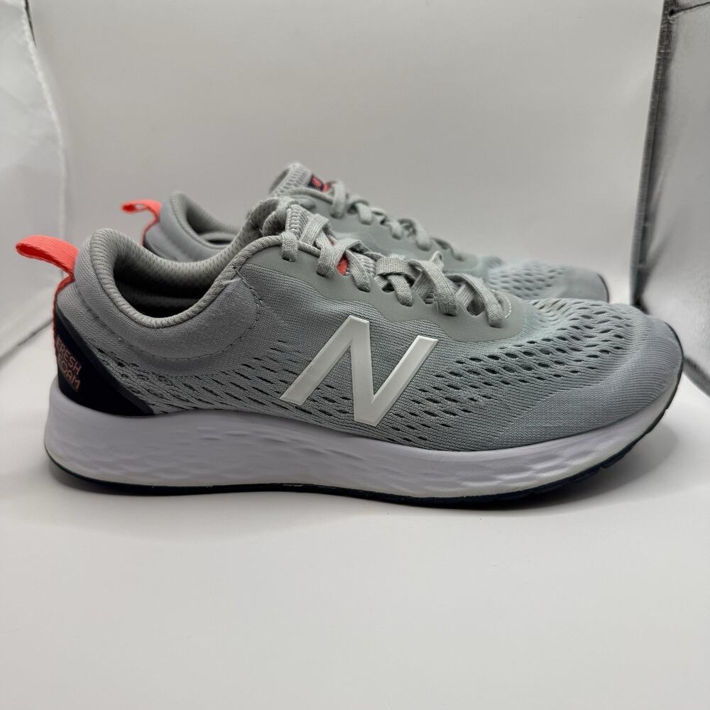 New Balance Arishi Fresh Foam Gray Pink Womens Running‎ Shoes Sz 8